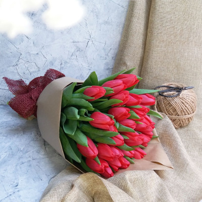 ÖKO-csokor piros tulipánokból